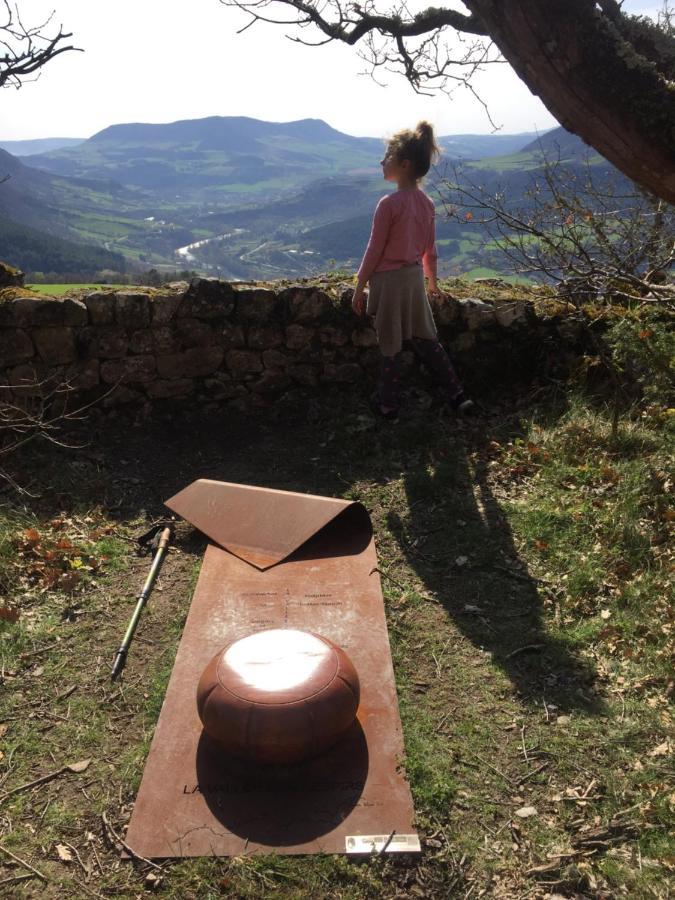 Gite La Cerise Qui Rit La Cresse Luaran gambar